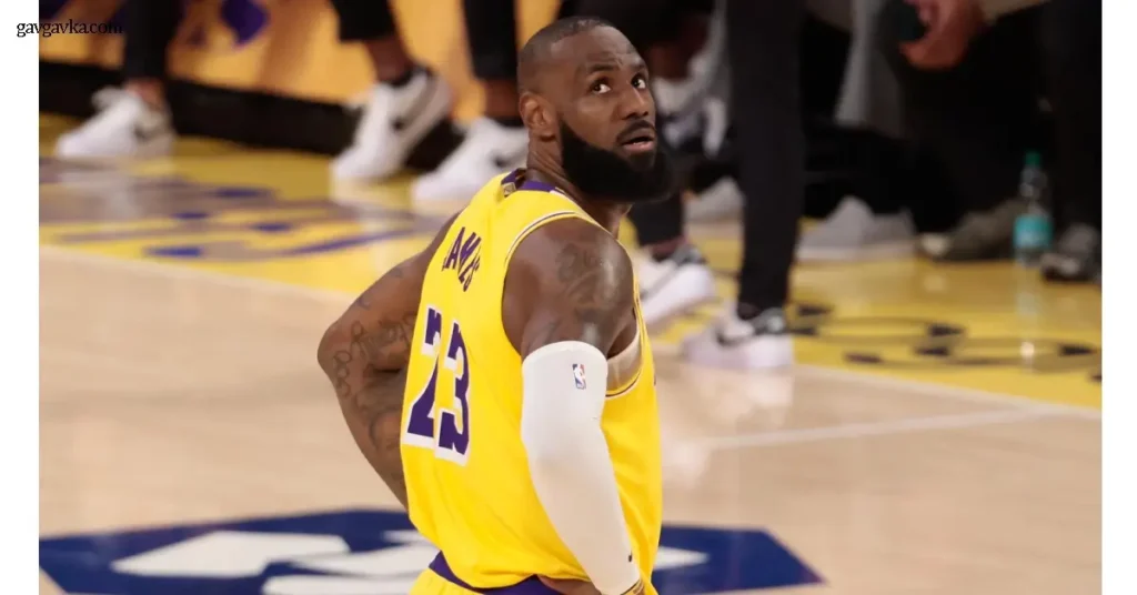 วงใน NBA ยืนยัน LeBron James ยังไม่คิดรีไทร์ในเร็ววัน ท่ามกลางกระแสข่าวลือที่แพร่สะพัดทั่ววงการบาสเกตบอล ว่าLeBron Jamesซูเปอร์