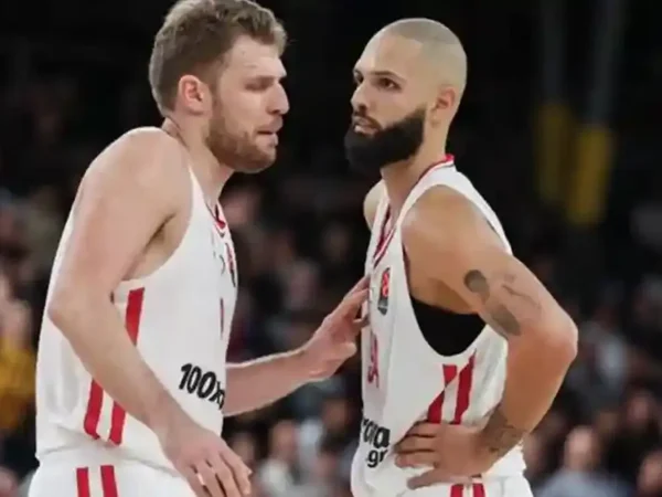 เกม Hapoel–Paris